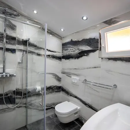 Dani Apartament Grebaštica