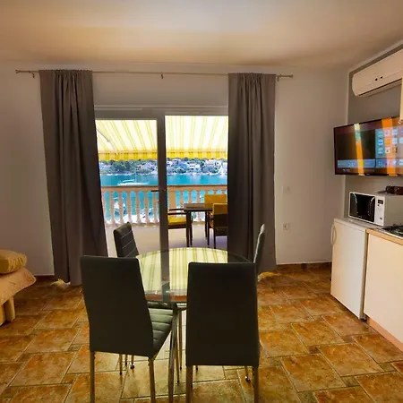 Dani Apartament *