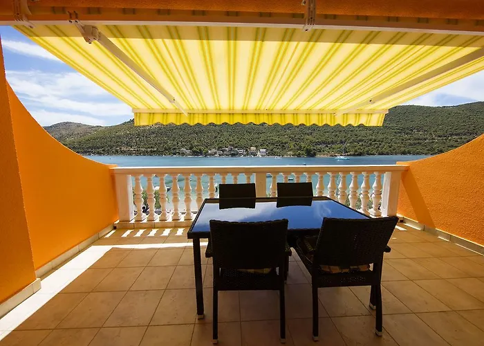 Apartment Dani Grebastica